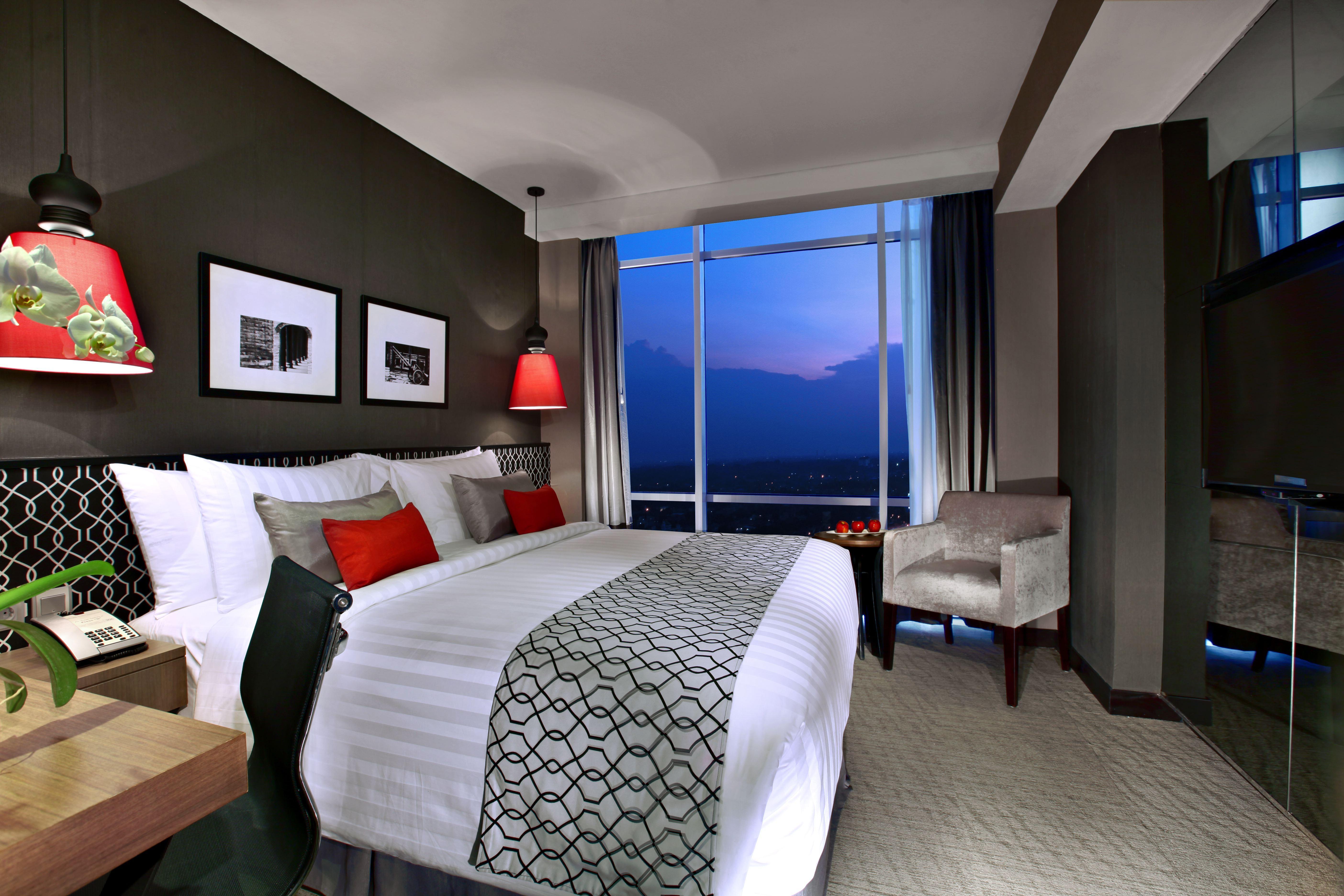 Aston Priority Simatupang And Conference Center Hotel 4*